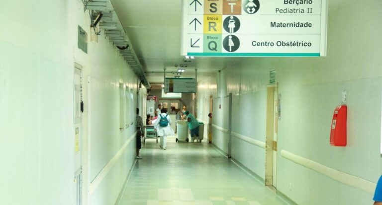 Alan Queiroz solicita a reforma e ampliação de blocos no Hospital de Base Dr. Ary Pinheiro