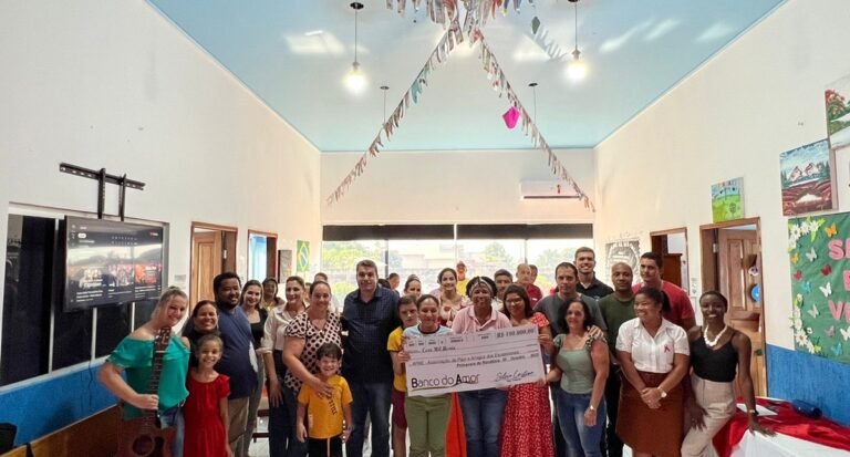 Deputada federal Sílvia Cristina entrega benefícios para municípios da Zona da Mata