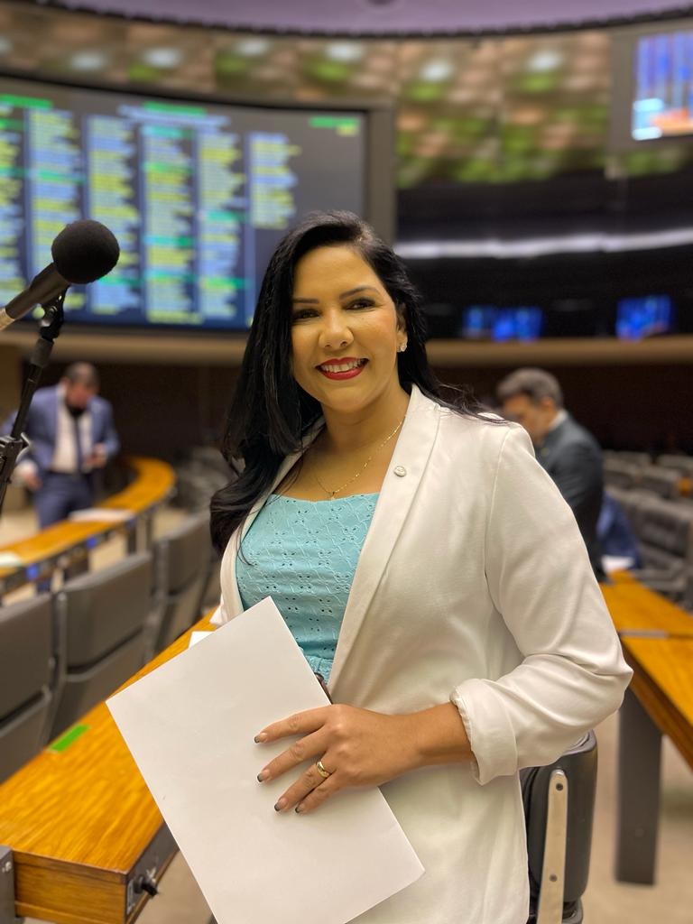 Frente Parlamentar em Defesa da BR-319 é lançada e a Deputada Cristiane Lopes é vice-presidente - News Rondônia Frente Parlamentar em Defesa da BR-319 é lançada e a Deputada Cristiane Lopes é vice-presidente