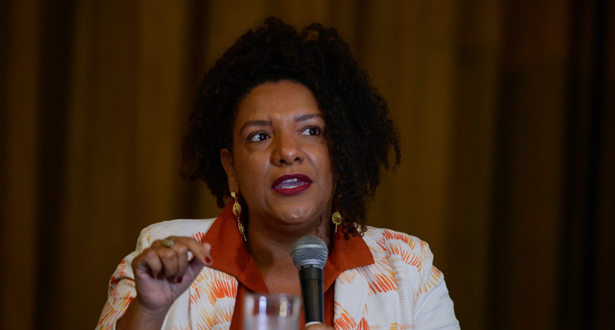 Deputada Renata Souza da Alerj denuncia racismo em plataformas de IA
