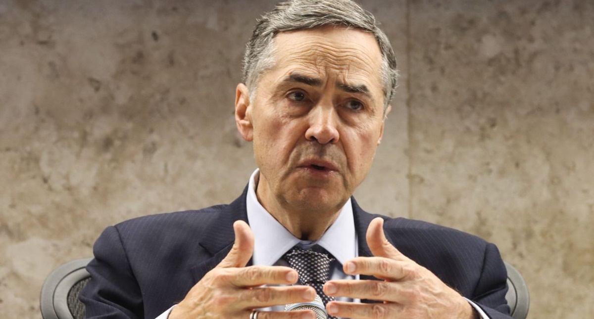 Pontos de desenvolvimento do Brasil estão na Constituição, diz Barroso