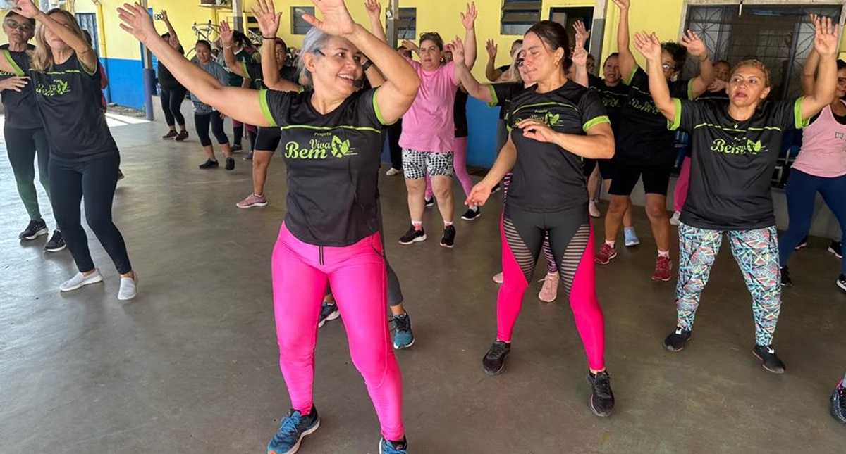 Projeto Viva Bem realiza aulão especial em alusão ao Outubro Rosa