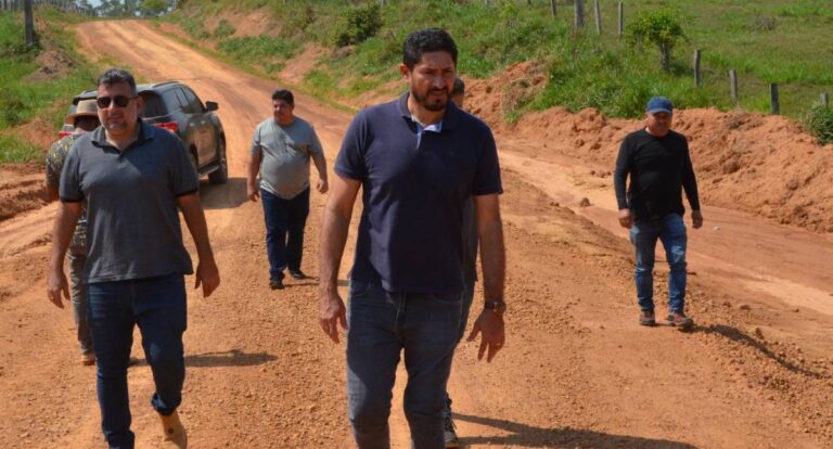 Vereador Márcio Pacele acompanha e fiscaliza melhorias e ouve comunidade nos Distritos da Ponta do Abunã