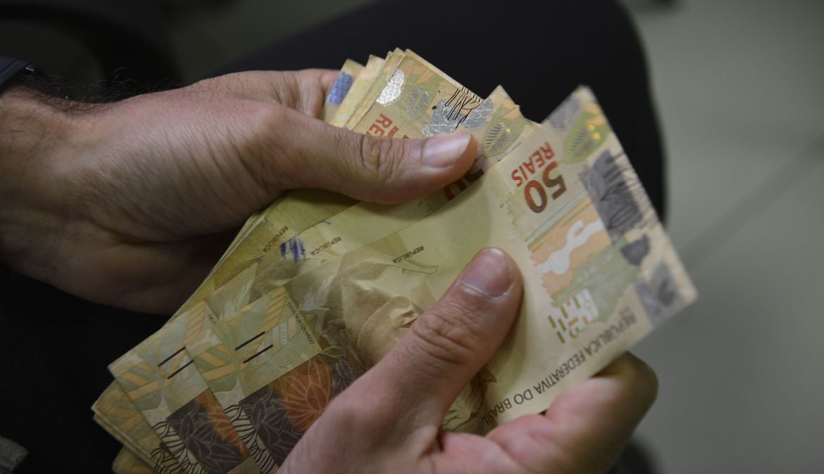 Poupança tem retirada líquida de R$ 5,83 bilhões em setembro
