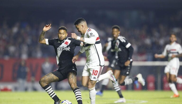 Tentando se afastar do Z4, Vasco recebe São Paulo em São Januário