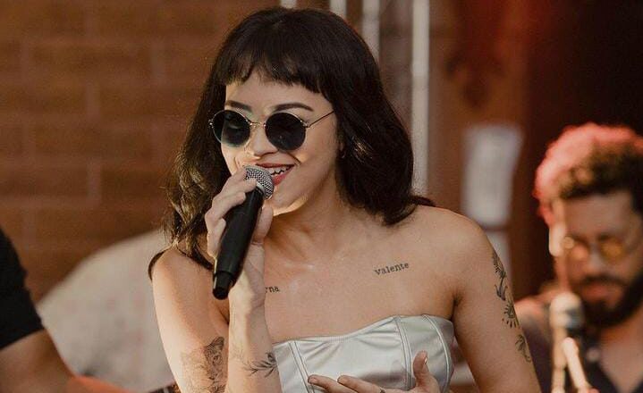 Vote na cantora de Porto Velho indicada ao Prêmio Multishow 2023