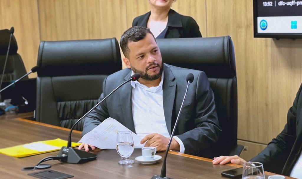 Deputado Edevaldo Neves cobra CAERD sobre a falta de água nos residenciais Orgulho do Madeira e Morar Melhor