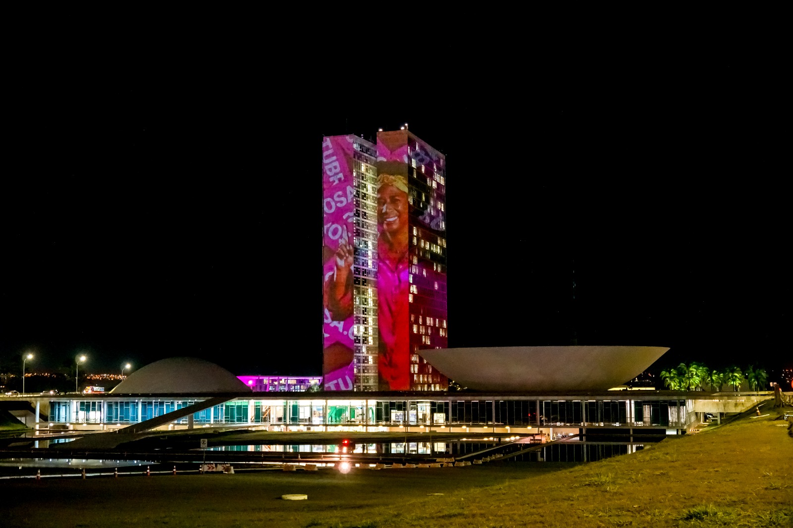Deputada federal Sílvia Cristina faz balanço das ações do Outubro Rosa e diz que prevenção deve ser o ano todo - News Rondônia