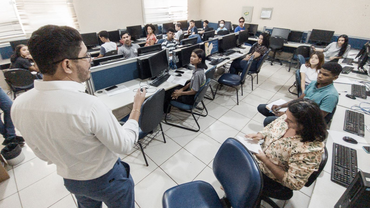 Aberta oficina de Informática Básica na Escola do Legislativo - News Rondônia