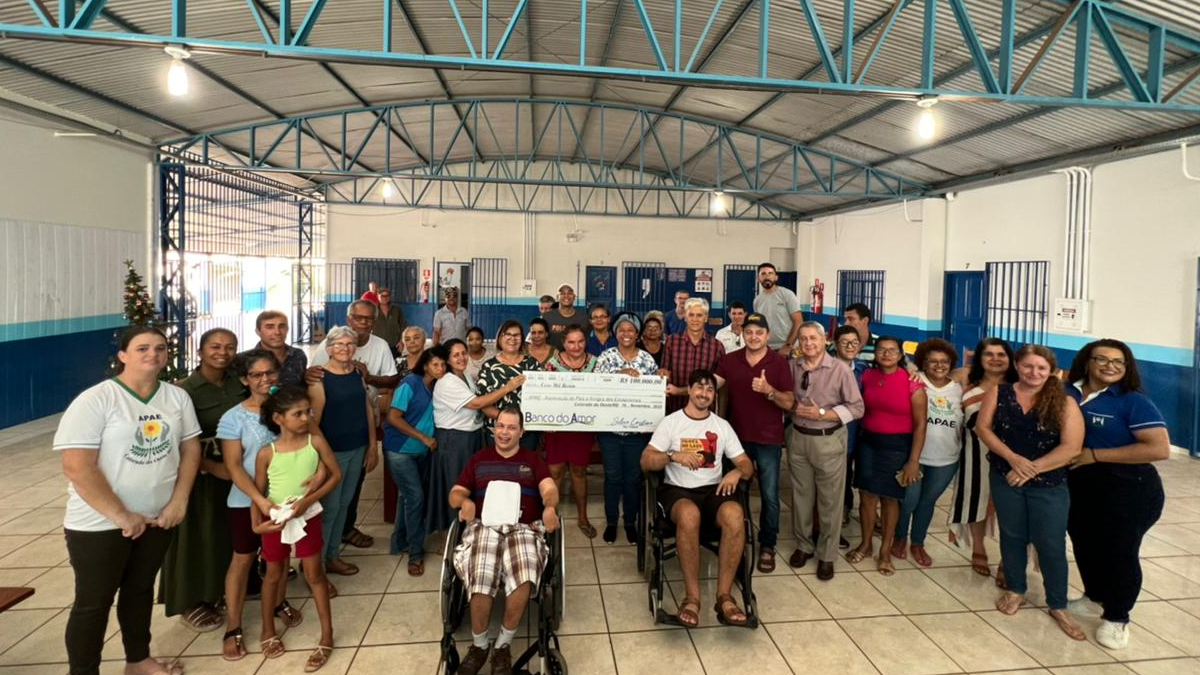 Em semana intensa de trabalho, deputada Sílvia Cristina entrega benefícios e reafirma compromissos - News Rondônia