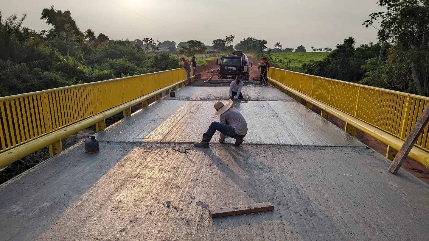 ponte na linha 29, localizada na zona rural de Primavera de Rondônia, está prestes a ser inaugurada