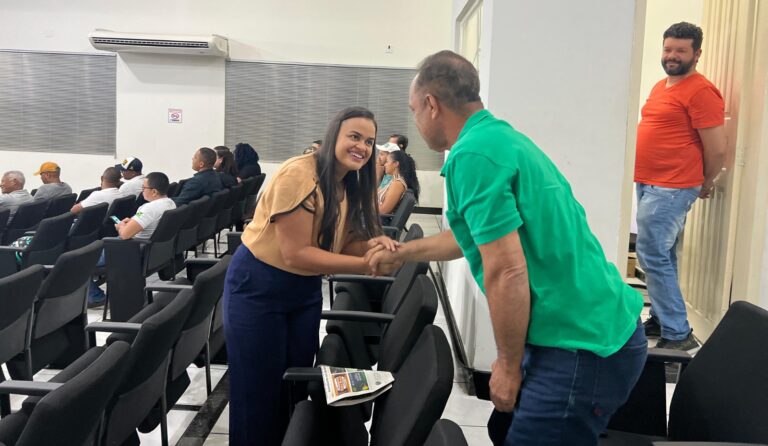 Durante visita na Câmara Municipal de Ariquemes, Deputada Dra. Taíssa Sousa fala sobre os dez primeiros meses do seu mandato