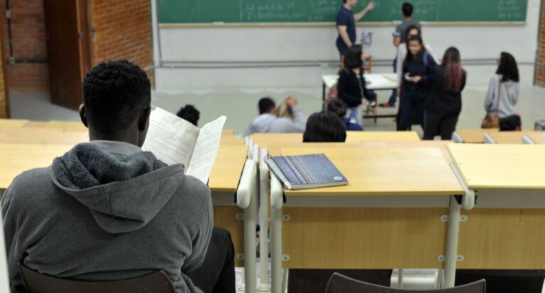 Entenda a renegociação de dívidas do Fies