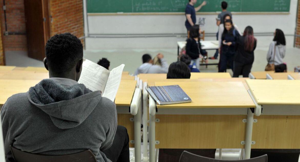 Entenda a renegociação de dívidas do Fies