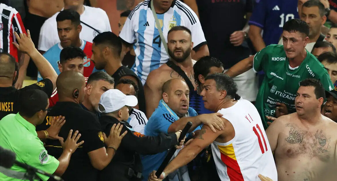 Fifa-investiga-briga-de-torcidas-em-Brasil-e-Argentina-no-Maracanã