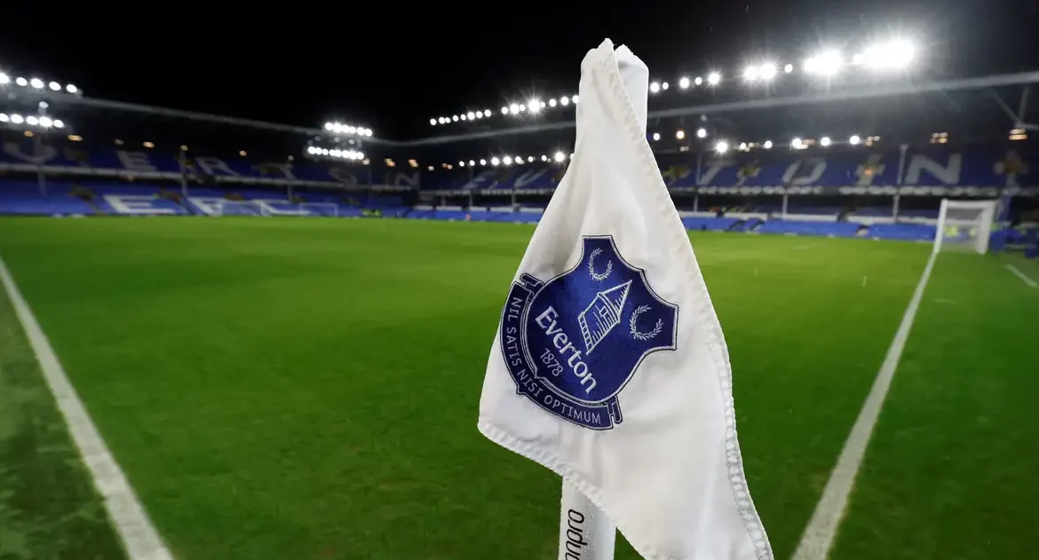 Premier League Everton é 1º time punido por violar regras financeiras