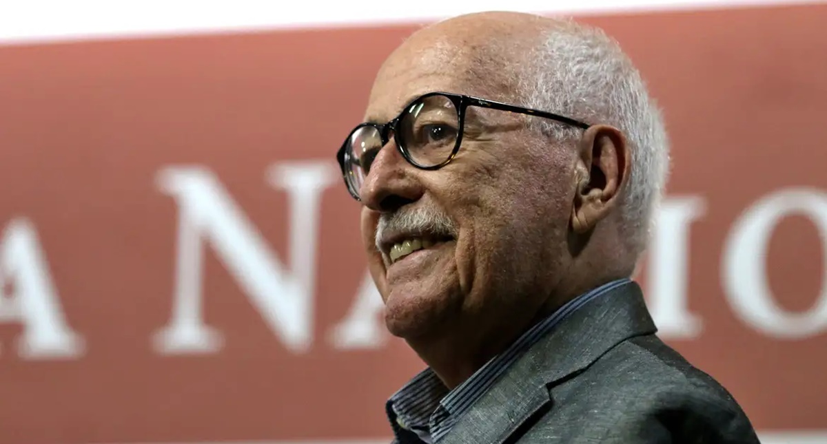 Escritor Silviano Santiago recebe Prêmio Camões na Biblioteca Nacional