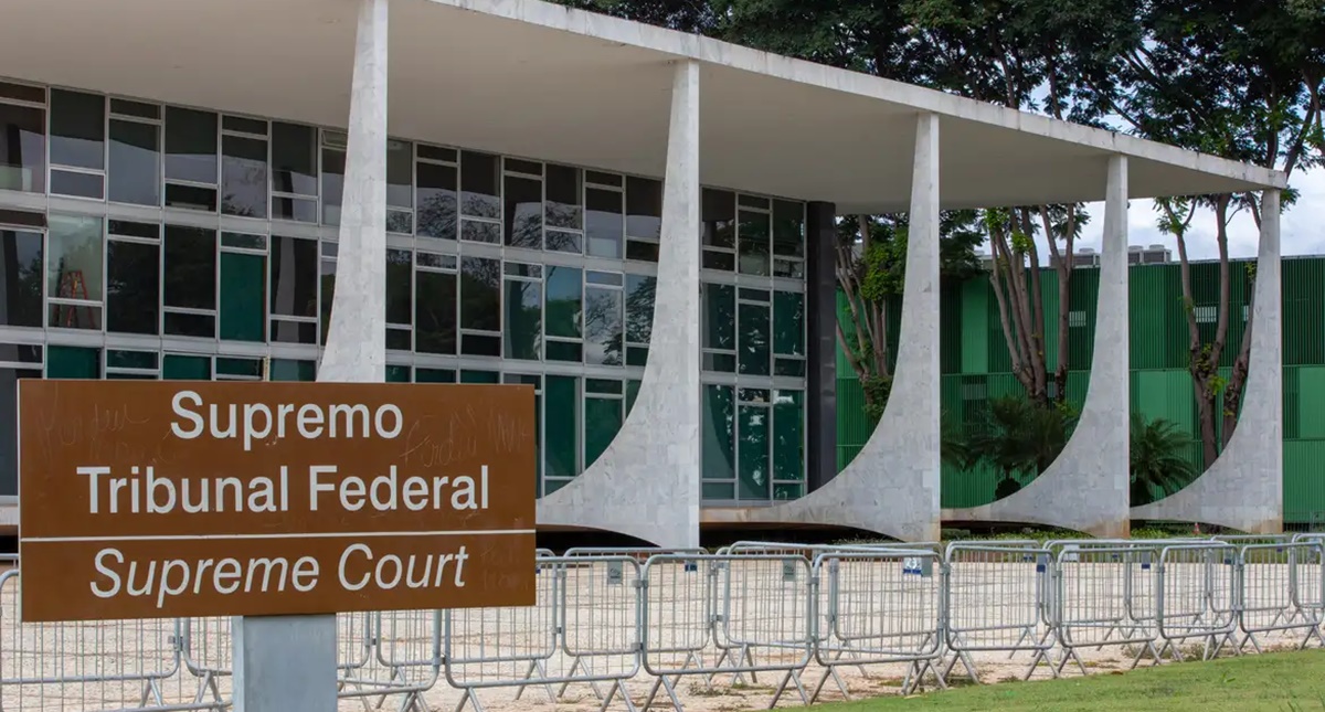 STF: relator vota por manter Zambelli ré em caso de arma de fogo