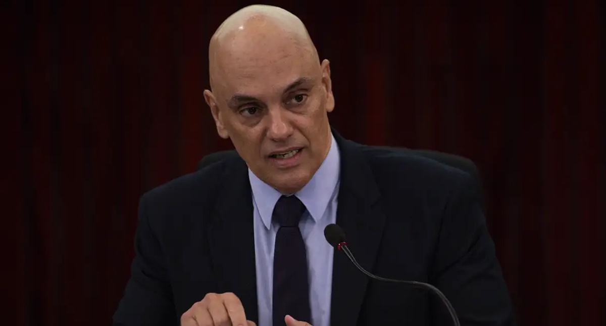 Moraes defende limites no uso da inteligência artificial nas eleições