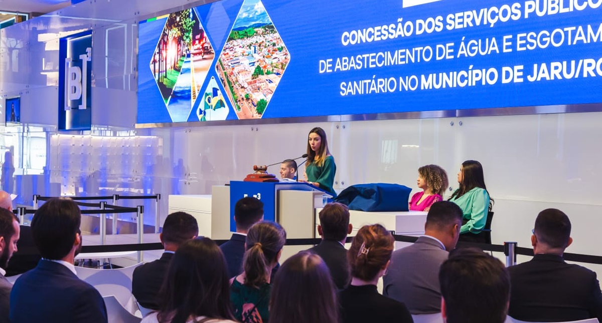 Empresa vencedora para gerir sistema de águas e esgoto em Jaru investirá mais de R$ 140 milhões no município; concessão é de 35 anos
