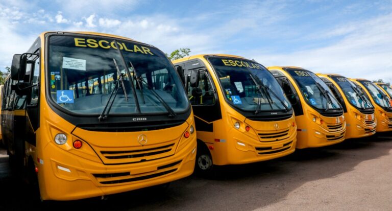 Governo de Rondônia entrega veículos, equipamentos e materiais para Educação, nesta segunda-feira