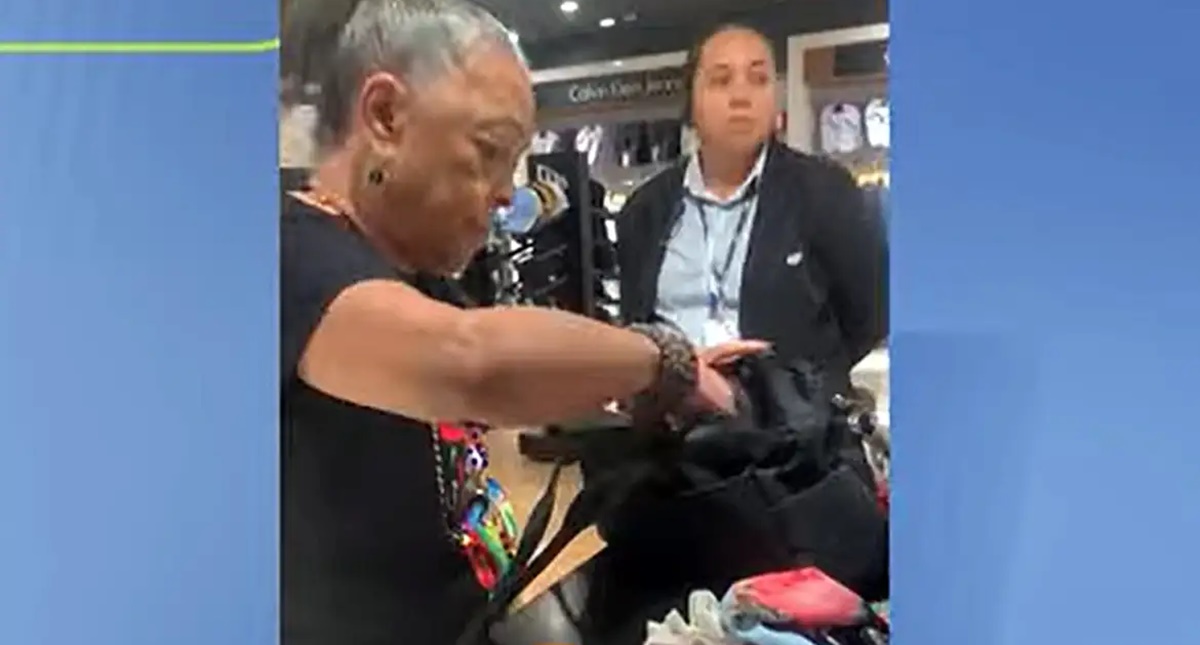 "Tenho orgulho de ser negra", diz porta-bandeira que denunciou racismo