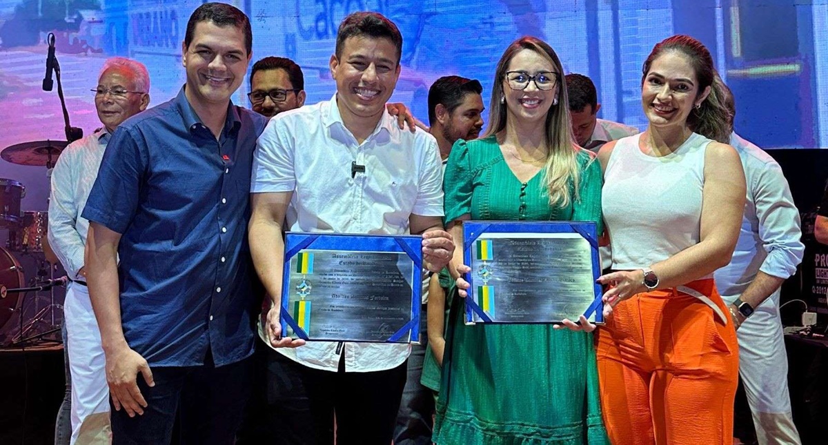 Cássio Gois concede honrarias ao prefeito e a primeira-dama de Cacoal