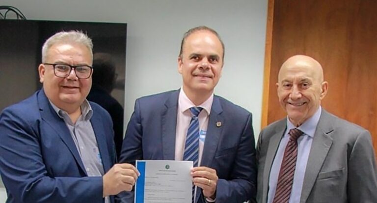 Alan Queiroz solicita recursos para Centro de Geografia da Unir durante reunião em Brasília