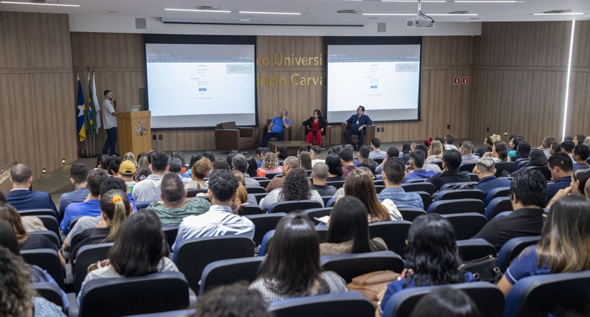 Semfaz e Conselho Regional de Contabilidade promovem treinamento sobre novo sistema tributário