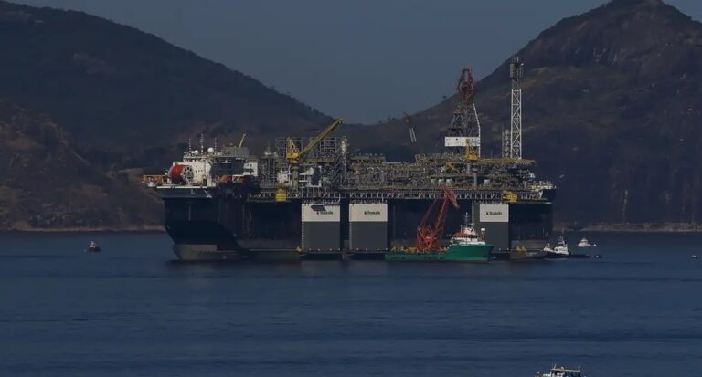 Brasil poderá integrar grupo de produtores e exportadores de petróleo