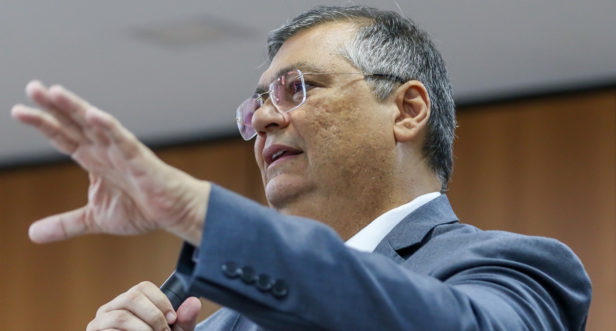 PF é independente para apurar suspeita de terrorismo, garante Dino