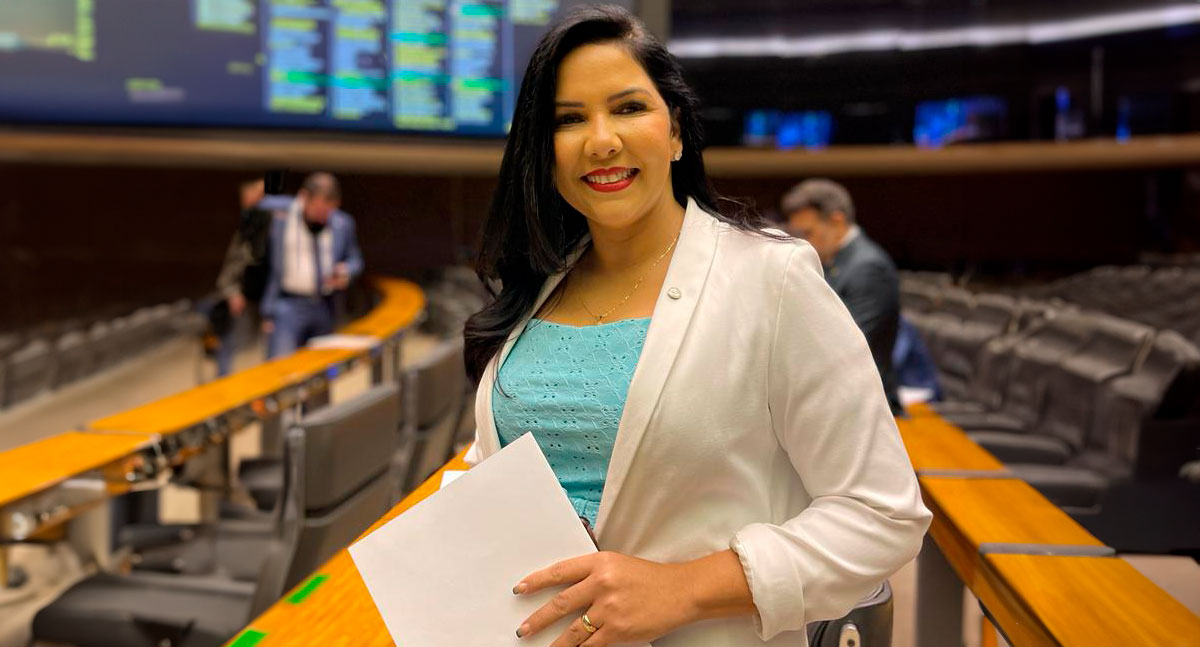 Cristiane Lopes protocola requerimento para criação da Comissão Especial da Pec 47 - News Rondônia