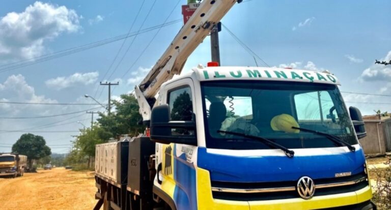 Prefeitura avança com serviços de iluminação pública no distrito de Rio Pardo e comunidade Marco Azul