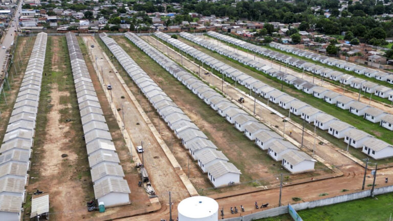 Hildon Chaves anuncia que Prefeitura vai concluir as obras das 269 casas populares na zona Leste - News Rondônia