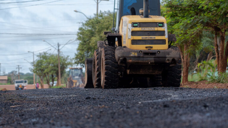 Prefeito Hildon Chaves anuncia mais 11 quilômetros de asfalto em três bairros da zona Leste - News Rondônia