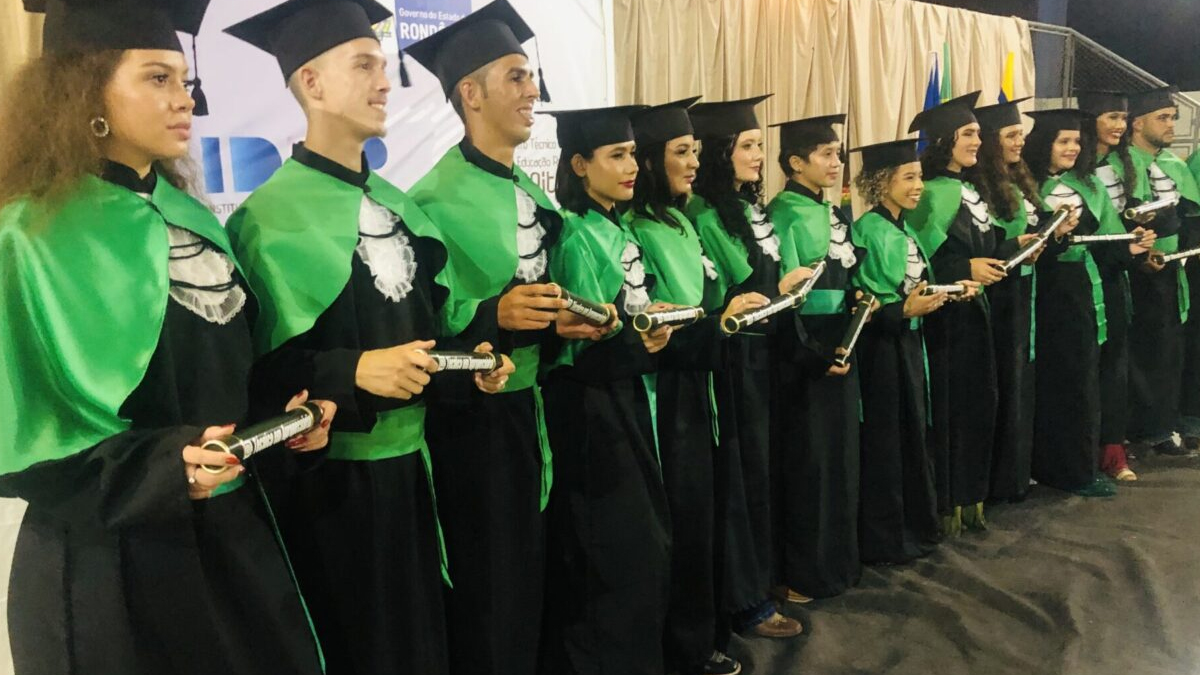 Formatura de cursos técnicos voltados ao agronegócio é realizada em Pimenta Bueno - News Rondônia