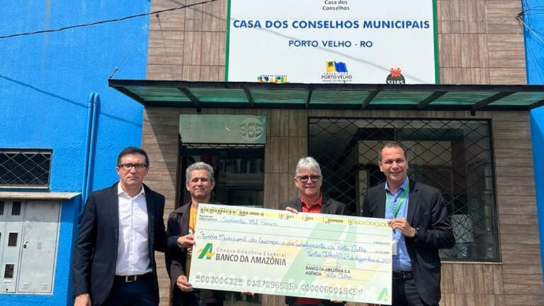 Conselho Municipal dos Direitos da Criança e do Adolescente recebe doação do Basa - News Rondônia