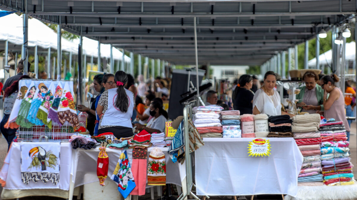 Produtos regionais e show musical movimentam a Feira de Empreendedores “Natal de Luz”, nesta sexta-feira e sábado - News Rondônia