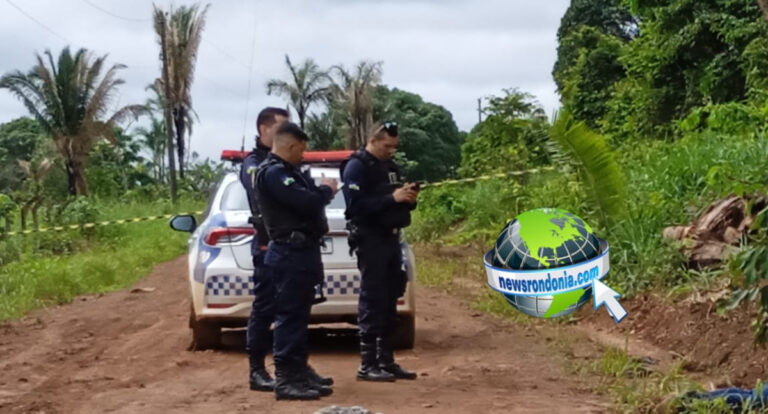 URGENTE: Jovem é encontrado morto a tiros em beira de estrada na zona leste
