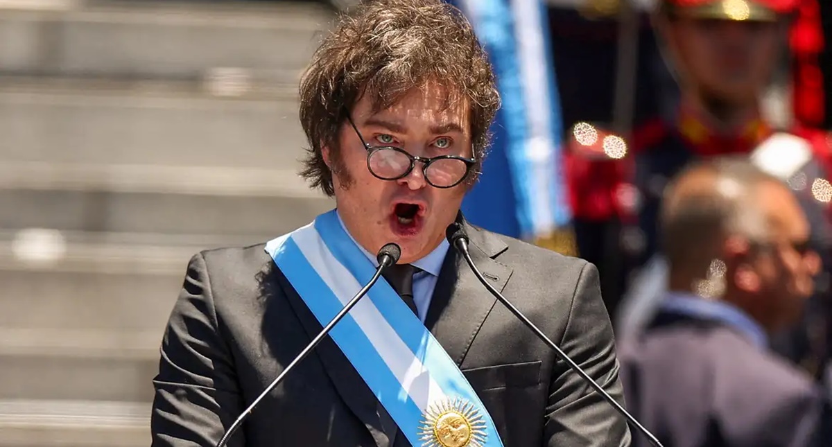 Milei diz que fará plebiscito caso Congresso recuse pacote de medidas