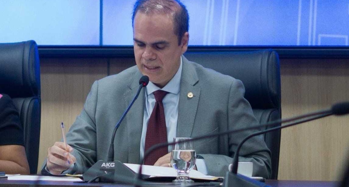 Alan Queiroz apresenta diversos Projetos de Lei para aprimorar setores essenciais em Rondônia