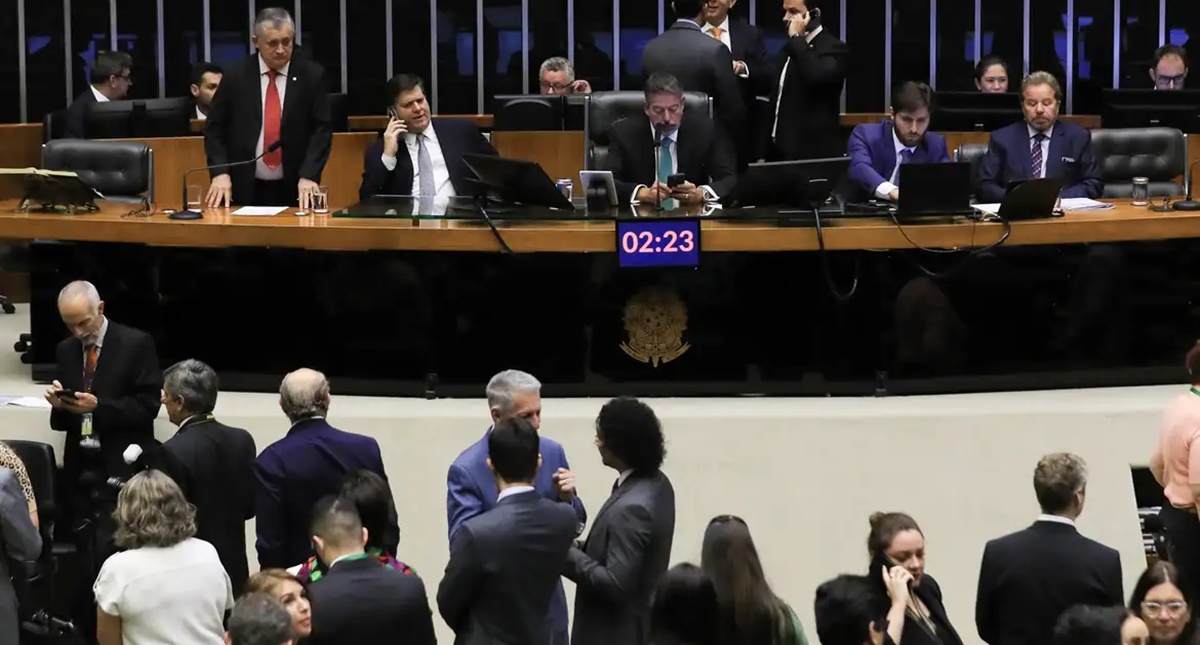 Câmara aprova MP que restringe dedução do ICMS e reforça caixa em 2024