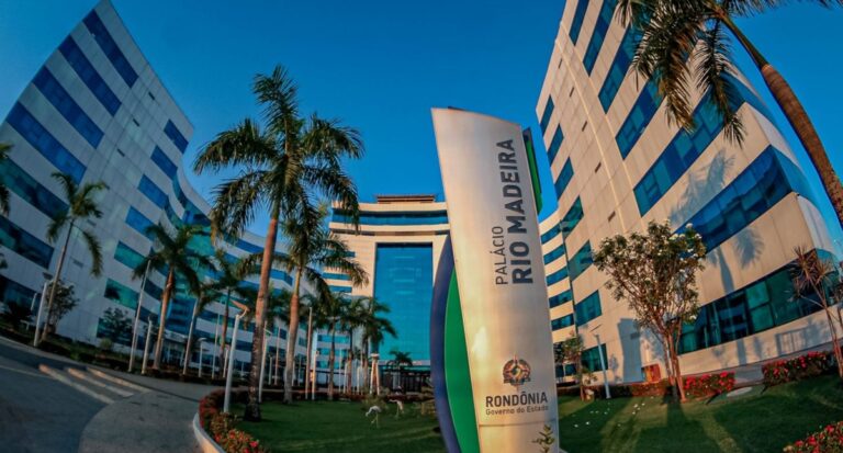 Governo de Rondônia sanciona leis que garantem reajuste salarial da Segurança Pública