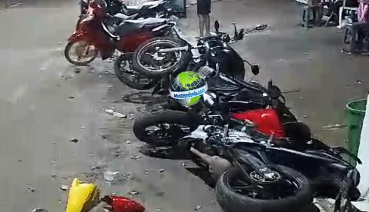 Idosa com suspeita de embriaguez foge depois de bater em motos na frente do Shopping