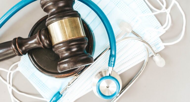 Justiça defere a favor de ação civil pública em prol a defesa do ato médico