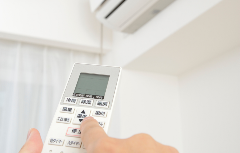 População deve ficar atenta à variação de consumo de energia durante as férias