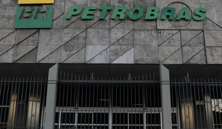 Petrobras assina aditivo de compra de gás de estatal da Bolívia
