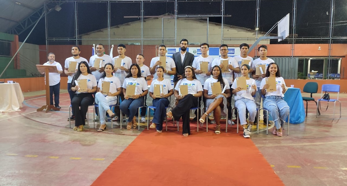 Curso Técnico em Suporte e Manutenção em Informática forma mais uma turma, em Guajará-Mirim