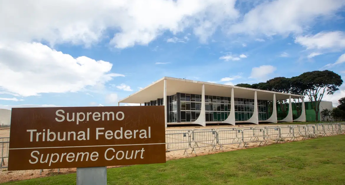 STF suspende julgamento sobre quarentena para políticos em estatais