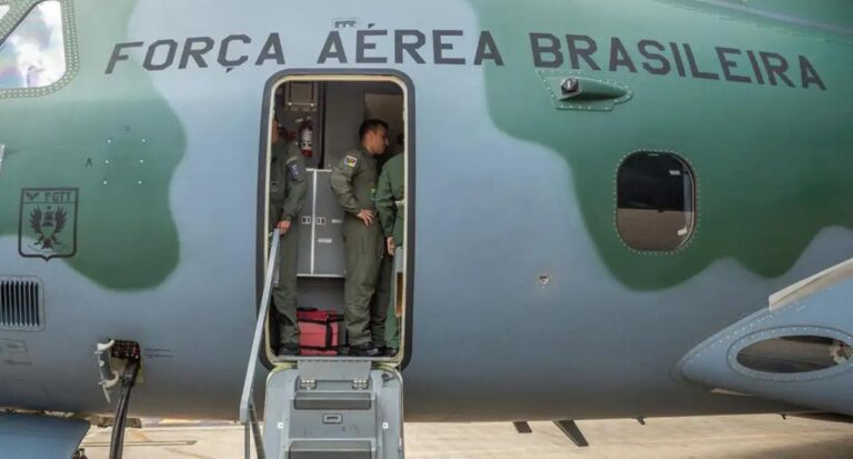Voo para resgatar mais brasileiros em Gaza decola na quinta